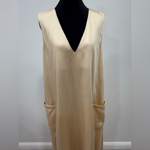 Zara Cream Maxi Dress - Picture 2 of 7